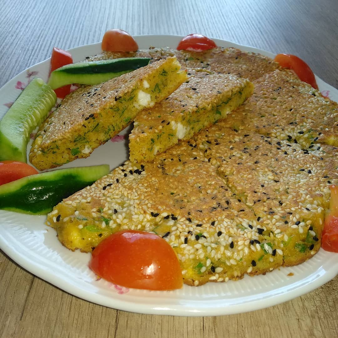 enfes kahvaltılık börek ...